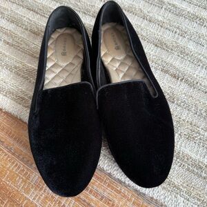 BIRDIE Black Velvet Starling Loafers Sz 10